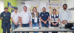 Autoridades e invitados